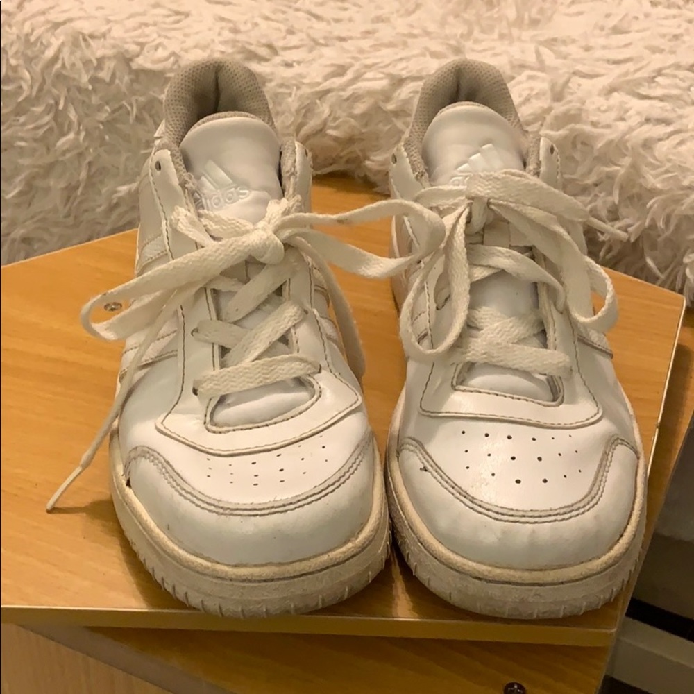 Adidas vintage sneakers